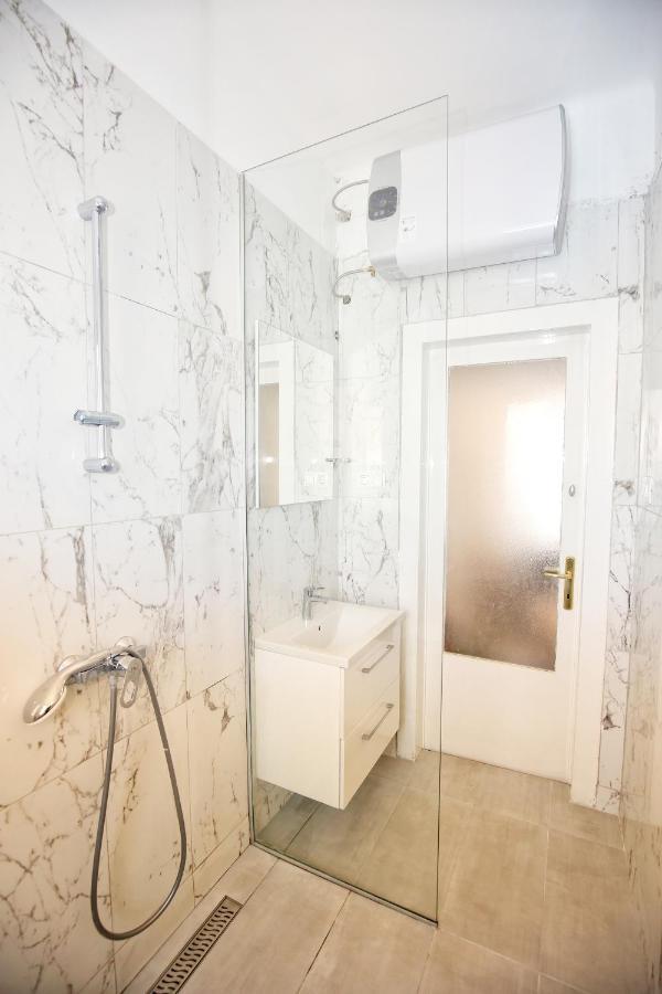 Family Apartment Rijeka Luaran gambar